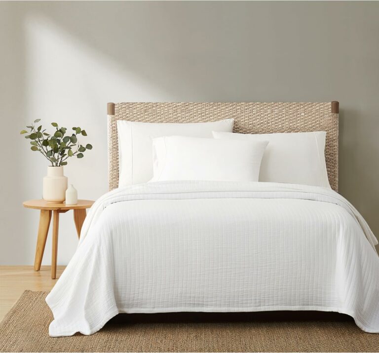 Truly Soft Channel Organic King Blanket in White