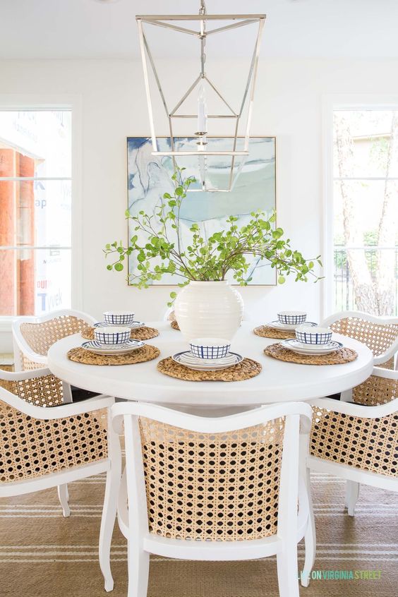 coastal kitchen ideas table